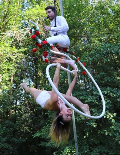 Spectacle aerien et saxophone